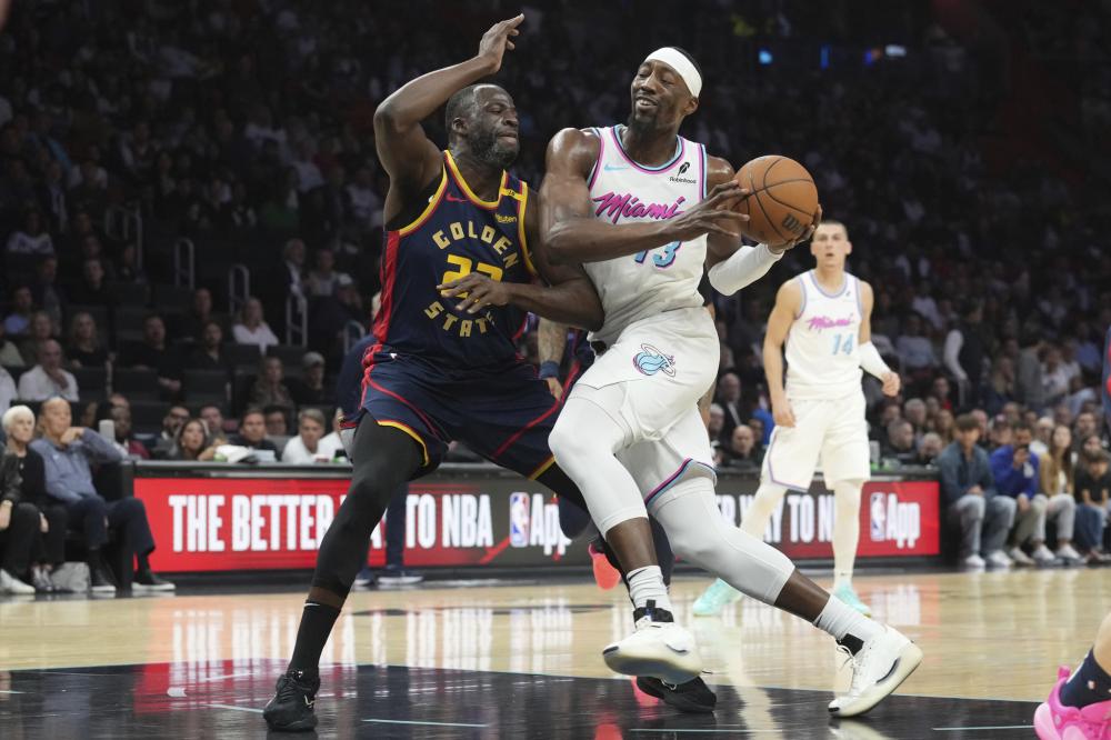 魔术队签下 魔术队签下