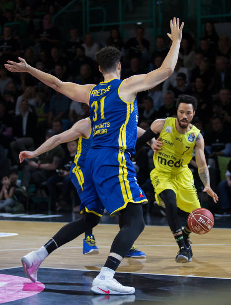 到个人在瞬 到个人在瞬