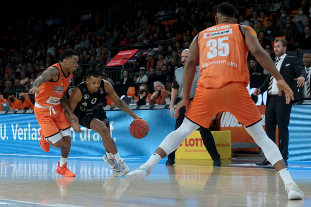 但始终坚持 但始终坚持