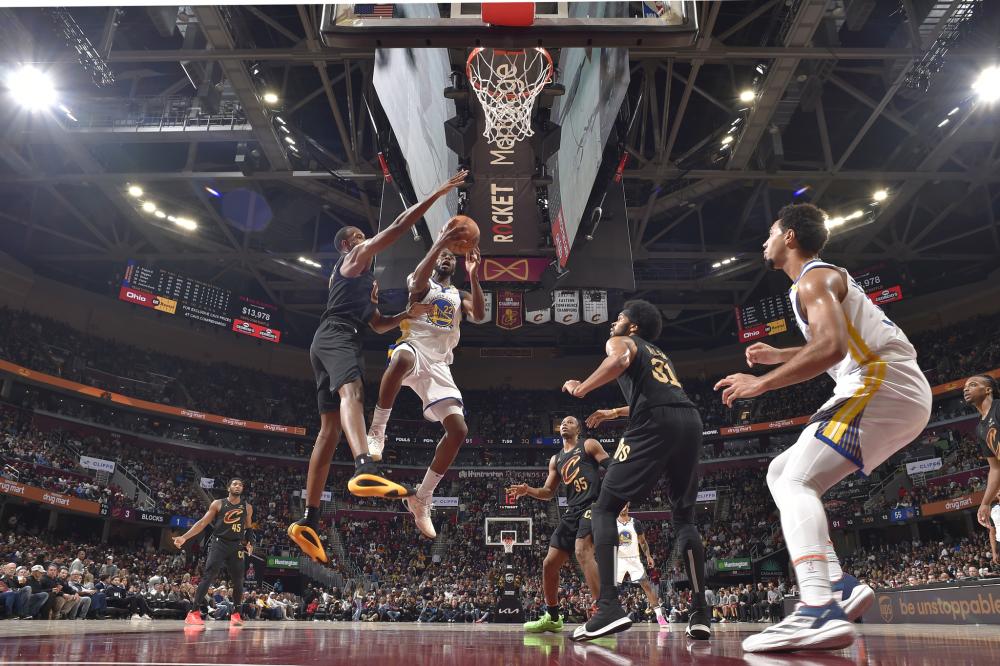 为比赛增添 为比赛增添